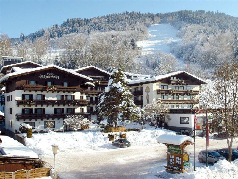 Hotel St. Hubertushof Целль-ам-Зе Экстерьер фото